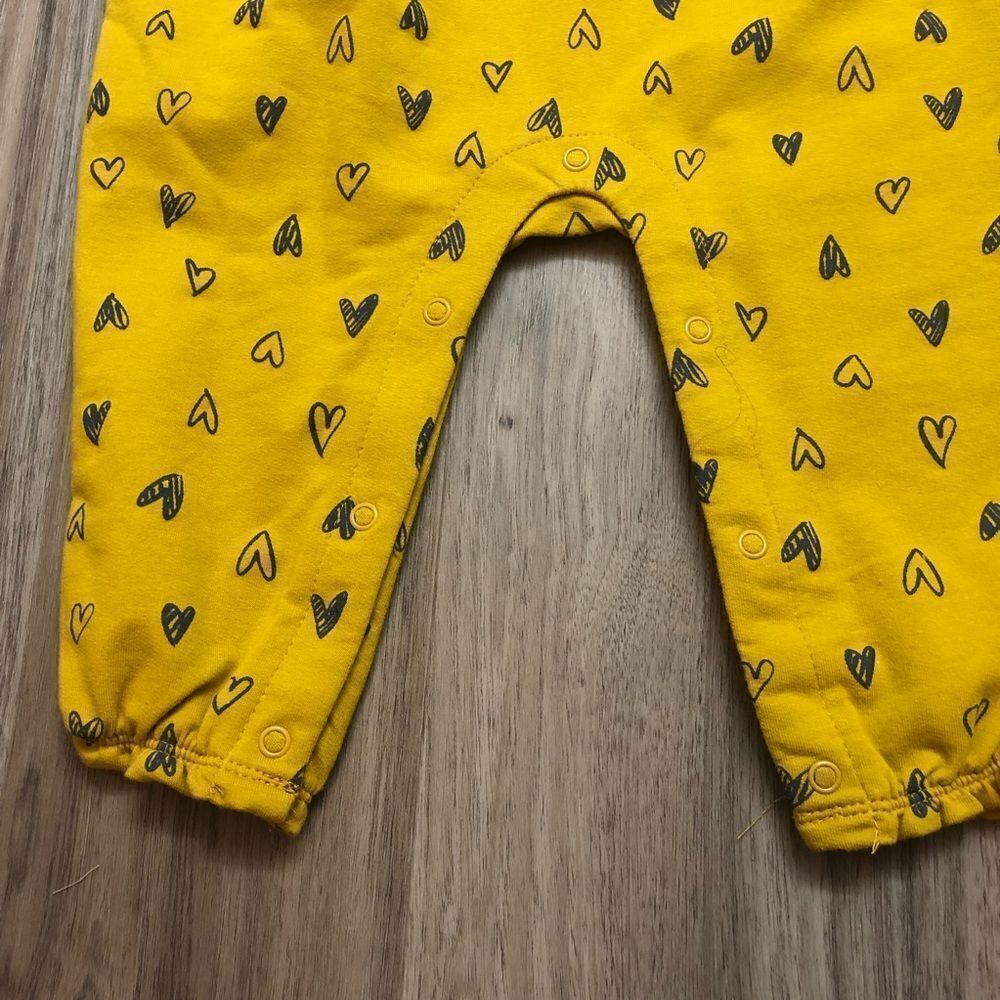 Girl's Adorable Romper with Headband Set - Picture 6 of 8